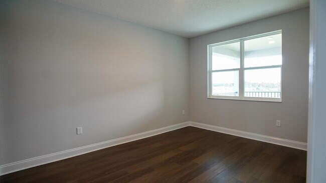 Building Photo - 12182 Eastmoor Dr