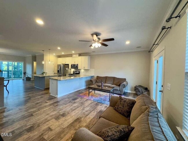 Building Photo - 2223 Chattering Lory Ln