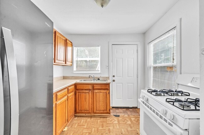 Building Photo - 3530 Griggs Rd