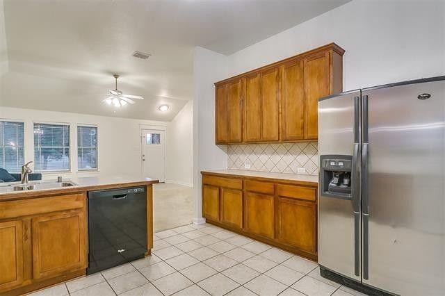 Building Photo - 2661 Calmwater Dr
