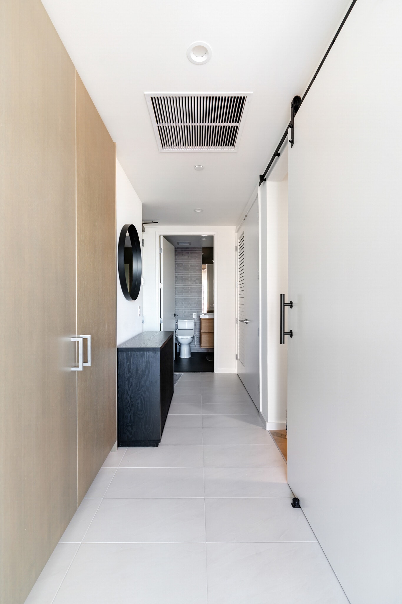 Building Photo - 889 Francisco St