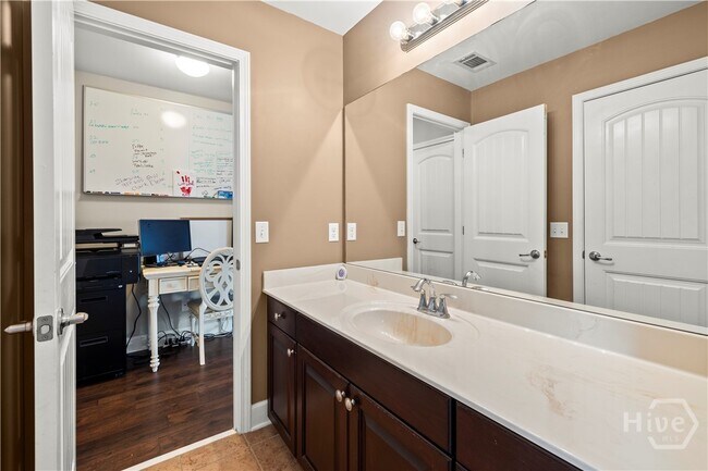 Building Photo - 219 Byron Dr