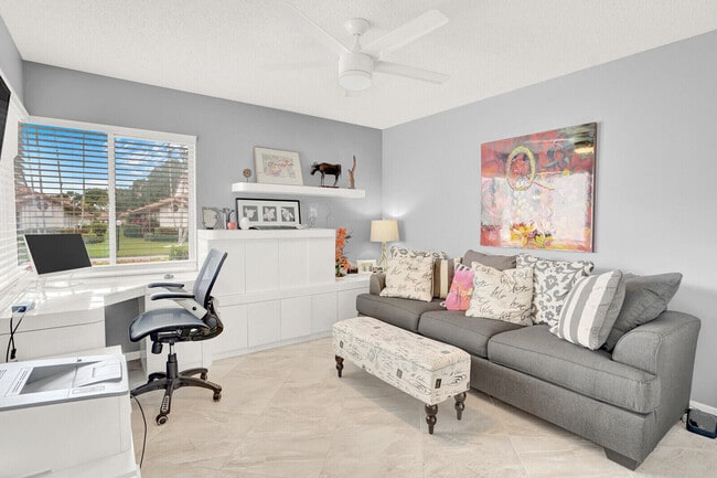 Building Photo - 6444 Mill Pointe Cir