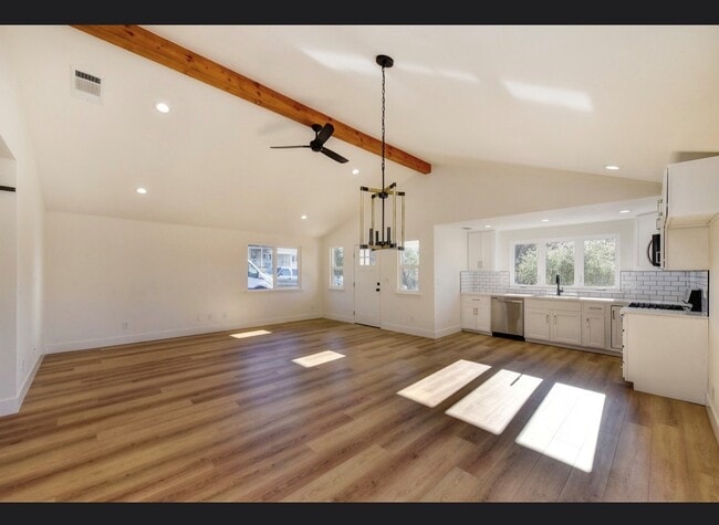 Building Photo - 4491 Buckeye Rd