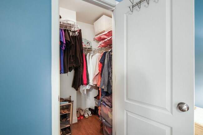 Building Photo - 308 Orchard Ridge Dr