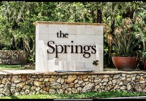 Building Photo - 116 Fairway Dr