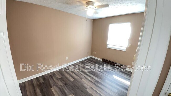 Building Photo - 1107 Hunt Ave