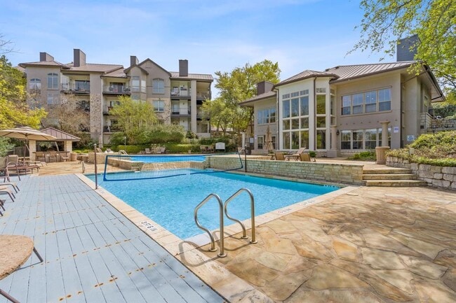 Building Photo - 6000-5 Shepherd Mountain Cove