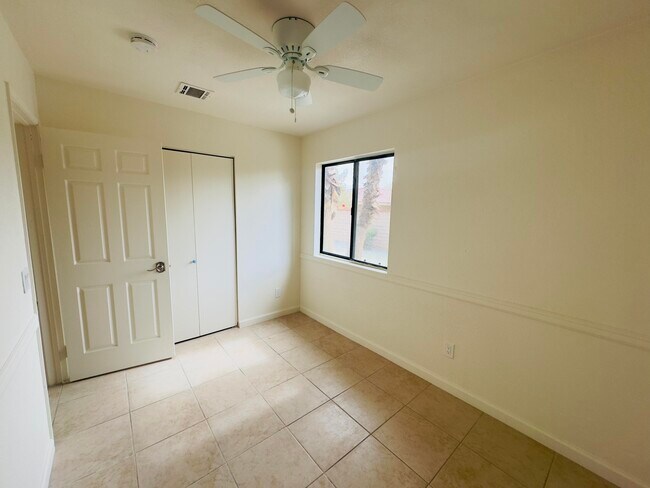 Building Photo - 3282 N Mica Dr