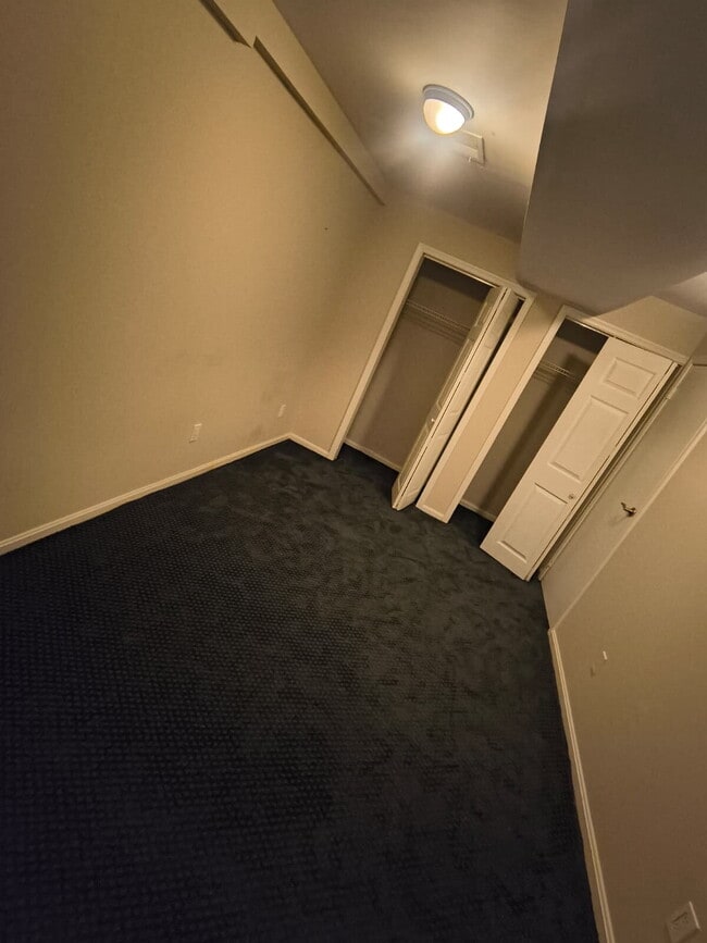 Building Photo - For Rent – Basement ONLY Apartment - ALL UTILIES INCLUDED