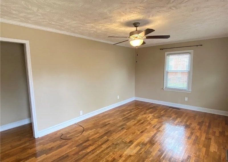 Building Photo - 604 Odom Dr