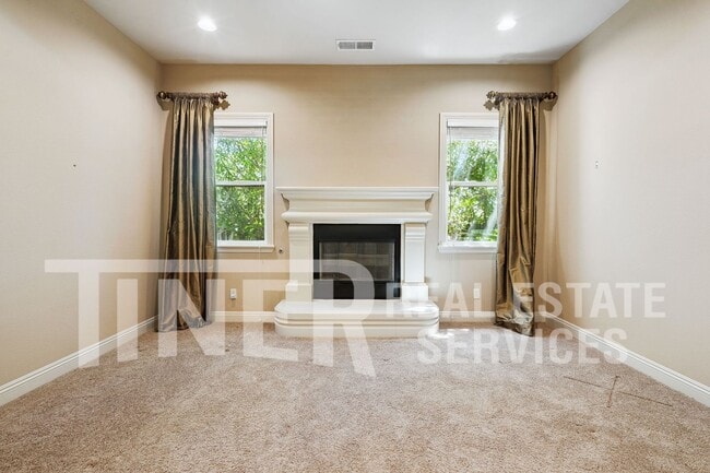 Building Photo - 5967 Radmere Dr