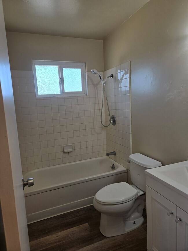 Building Photo - 7900 Loucreta Dr