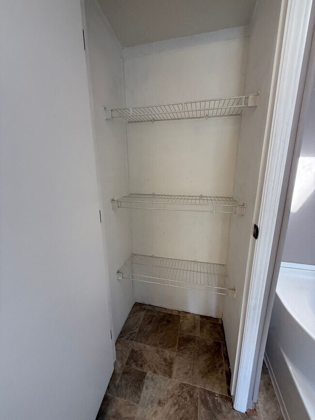 Building Photo - 3 Bed 2 Bath in Almo