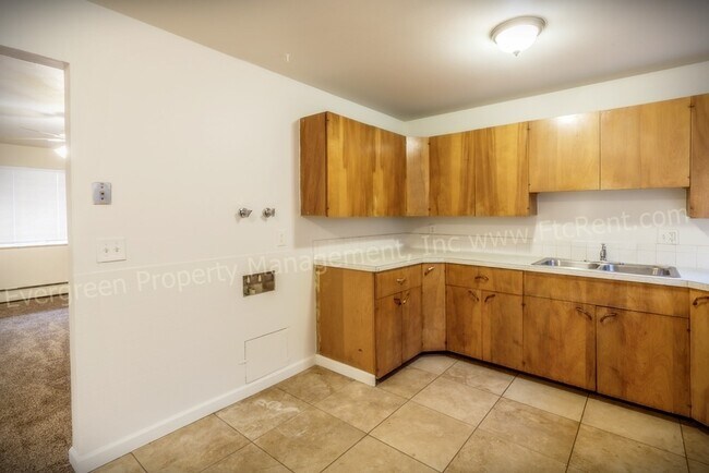 Building Photo - 1110 Gard Pl
