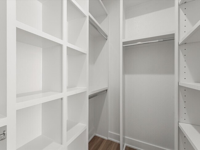 Building Photo - 2598 W Tidwell Rd