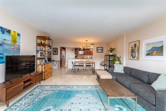 Building Photo - 199 Ocean Ln Dr