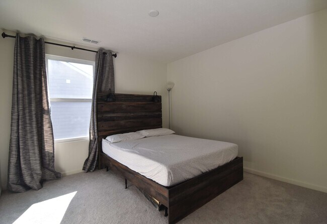 Building Photo - 13068 Corydon Dr