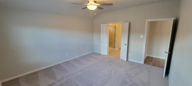 Building Photo - 2644 Oneida Ln