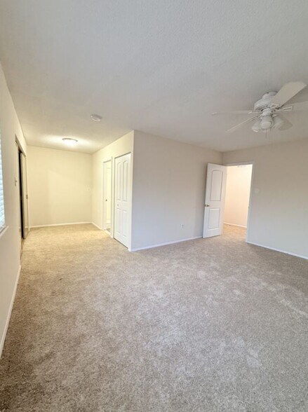 Building Photo - 504 Heritage Dr