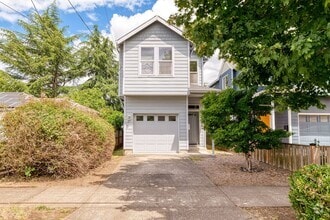 Building Photo - 3 Bed/ 2.5 Bath home in Woodstock neighbor...