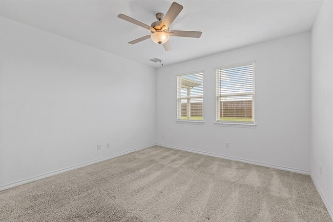 Building Photo - 204 Thurman Holt Rd