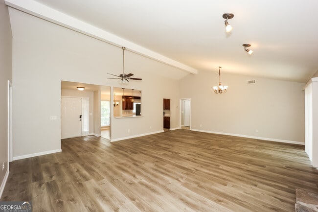 Building Photo - 1815 Quailwood Dr