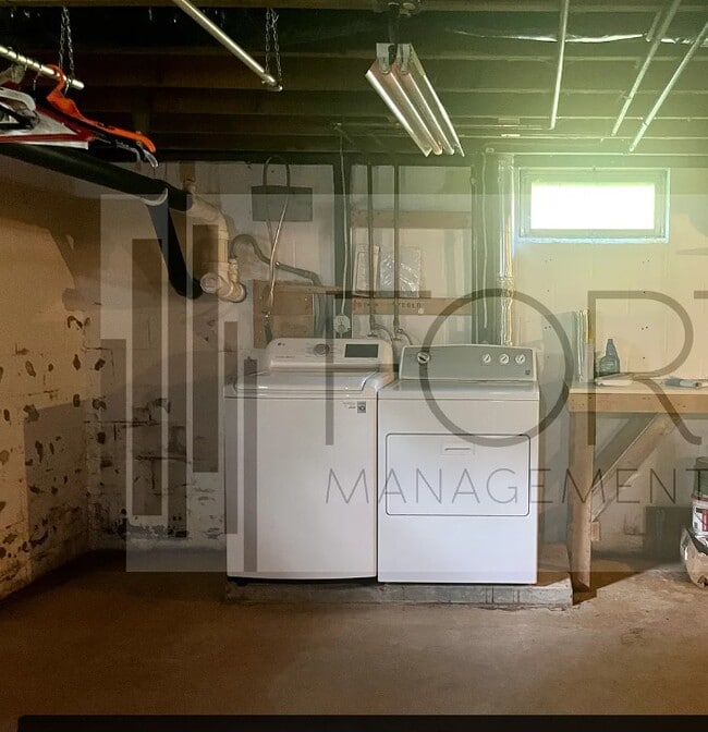 Building Photo - 27673 US-11