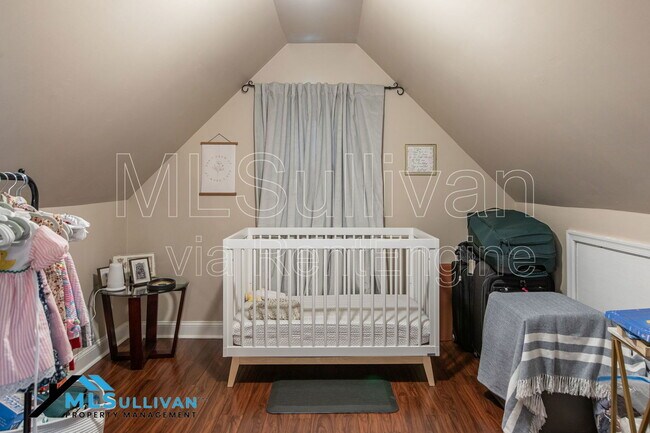 Building Photo - 5623 Lake Elton Rd