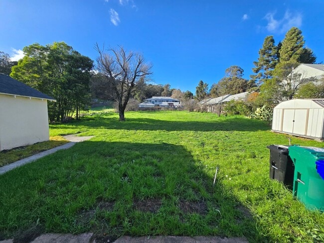 Building Photo - Remodeled single story home in El Sobrante, CA ...