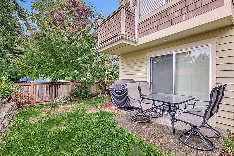 Building Photo - 11709-11716 16th Ave NE