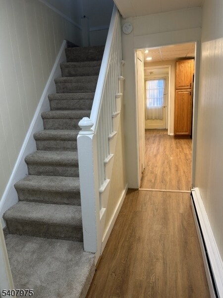 Building Photo - 44 Oak St