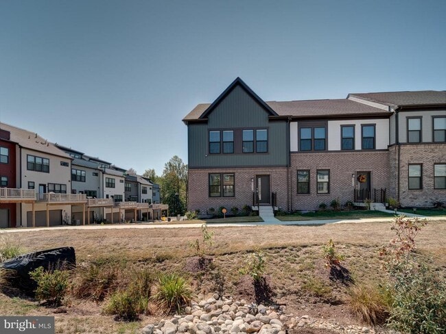 Building Photo - 3512 Biota Ln