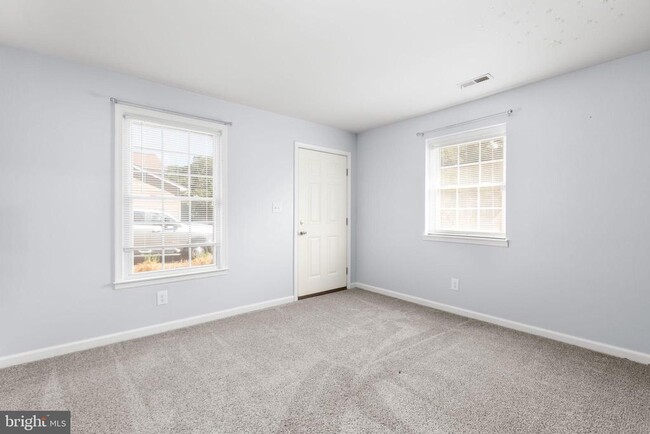 Building Photo - 10704 Cobblestone Dr