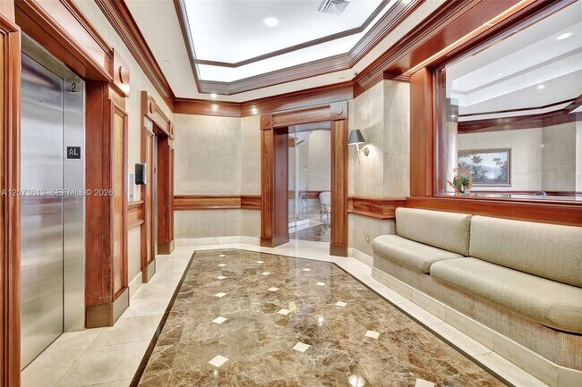 Building Photo - 20185 E Country Club Dr