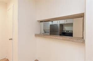 Building Photo - 7200 Clarewood Dr