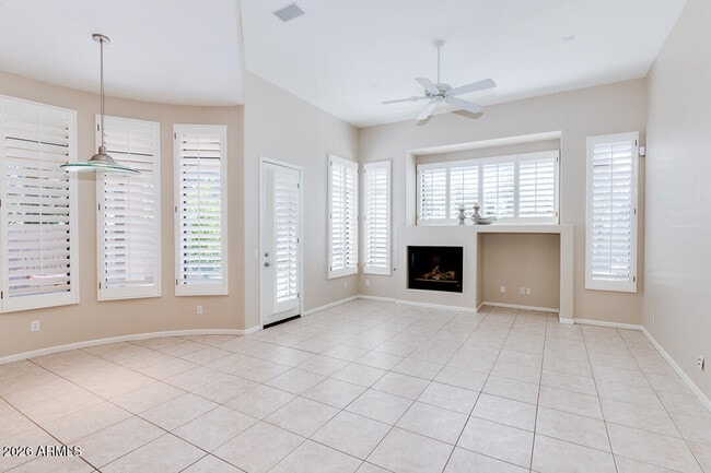 Building Photo - 5235 E Herrera Dr