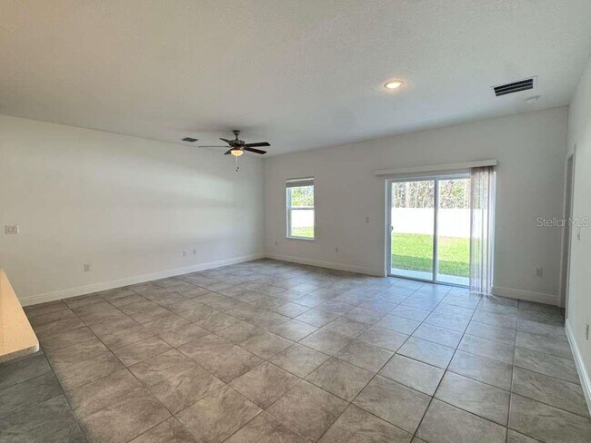 Building Photo - 16054 SW 55th Avenue Rd