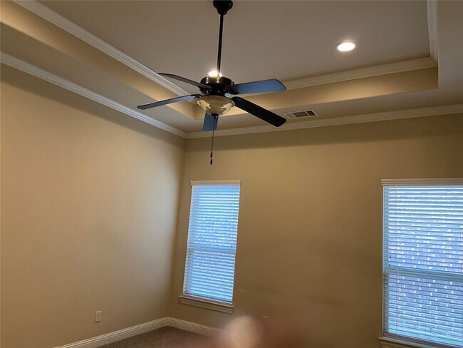 Building Photo - 686 Pendle Forest Dr