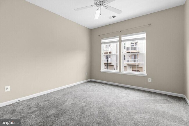 Building Photo - 7420 Brunson Cir