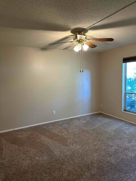 Building Photo - 200 Maitland Ave