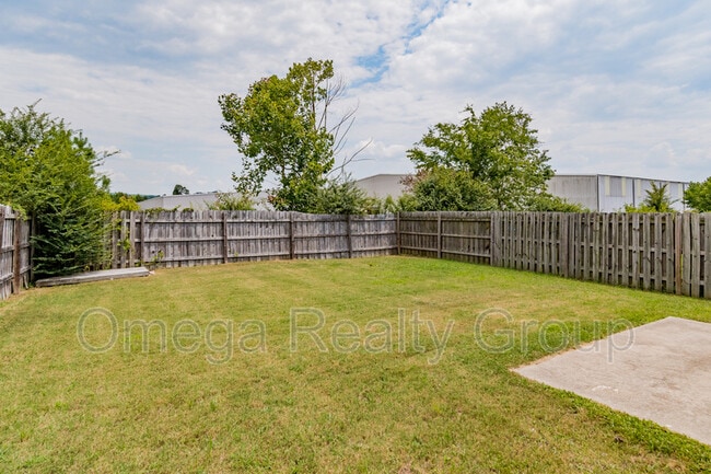 Building Photo - 1144 Washington Dr