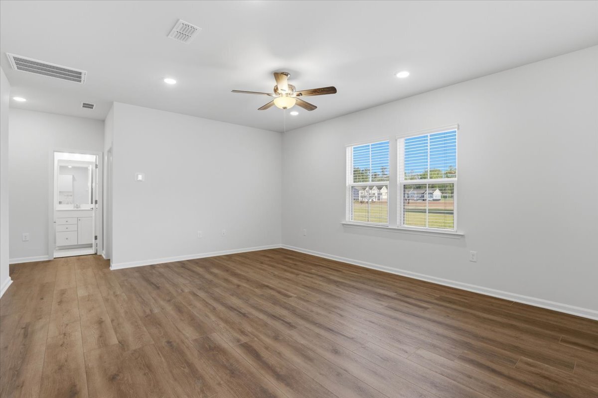 Building Photo - 513 Prestonfield Wy