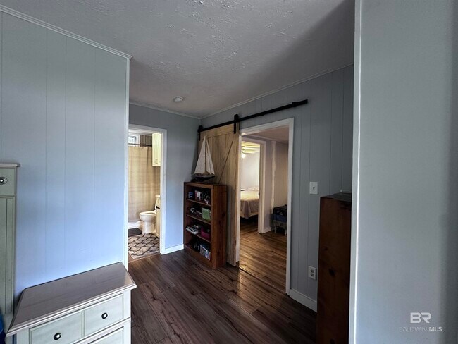 Building Photo - 5595 Virginia St