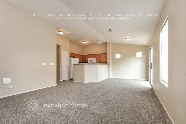 Building Photo - 4946 Attitude Ct