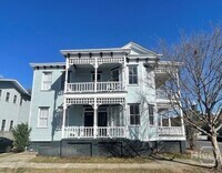 Building Photo - 320 E 31st St