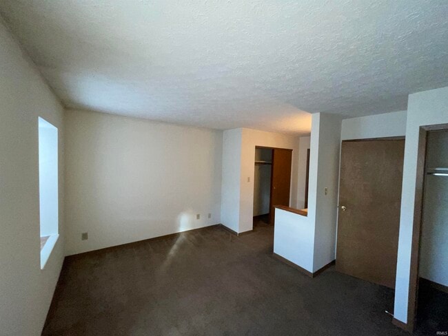 Building Photo - 2309 S Burberry Ln