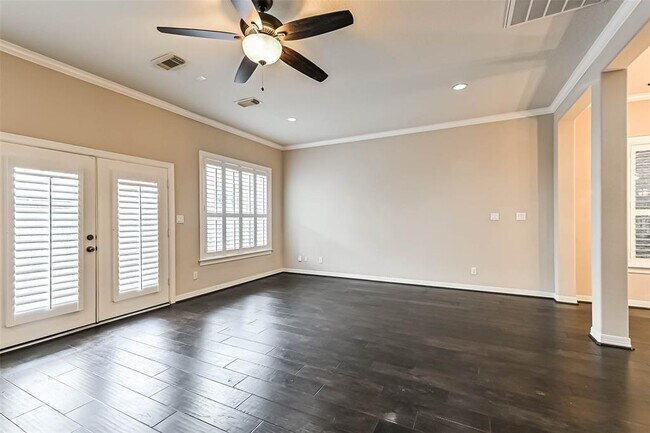 Building Photo - 5453 Fairdale Ln