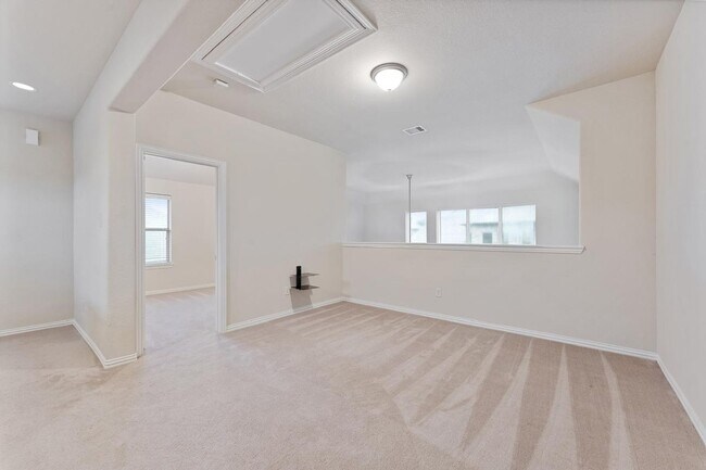 Building Photo - 26116 Chivalry Ct