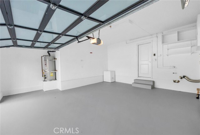 Building Photo - 4642 Poe Ave